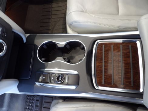 Used 2018 Acura MDX SH-AWD Sport Utility image 11