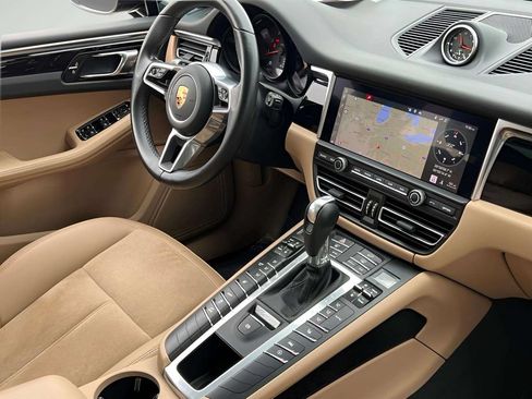 Used 2021 Porsche Macan AWD/4WD image 8
