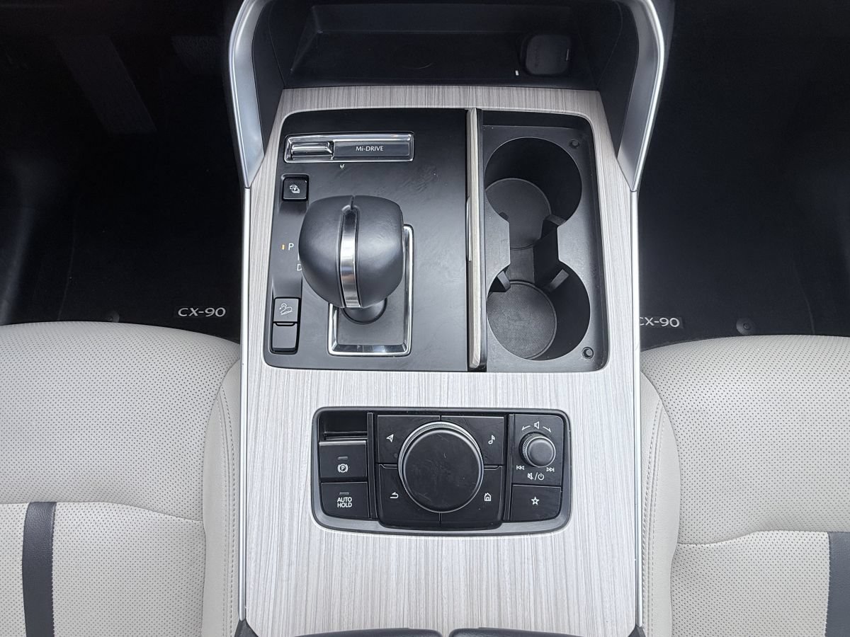 Used 2024 MAZDA CX-90 Plug-In Hybrid w/ Premium Pkg AWD/4WD image 13