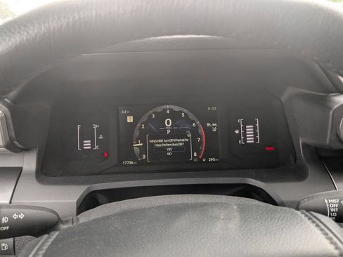 Used 2025 Toyota 4Runner SR5 AWD/4WD image 18