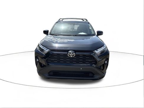 Used 2025 Toyota RAV4 XLE Premium w/ Weather Package FWD image 8