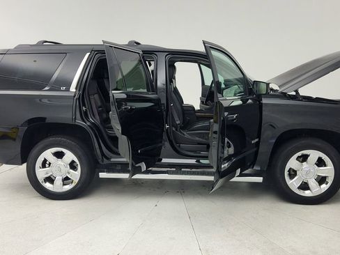 Used 2016 Chevrolet Tahoe LT w/ LT Signature Package RWD image 17