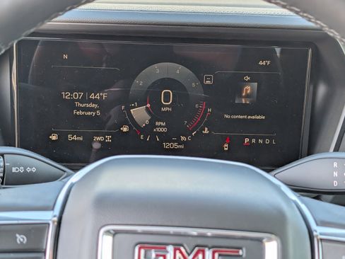 Used 2025 GMC Terrain Elevation AWD/4WD image 21