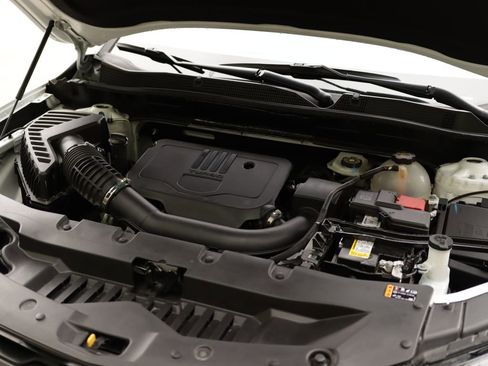Used 2025 Chevrolet Blazer LT FWD image 31