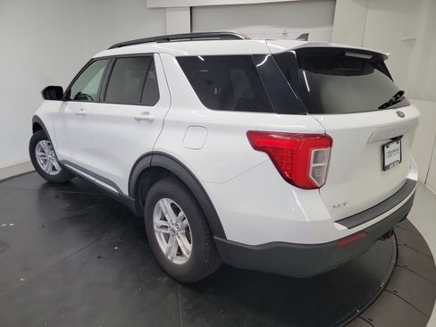 Used 2021 Ford Explorer XLT w/ Class III Trailer Tow Package AWD/4WD image 6