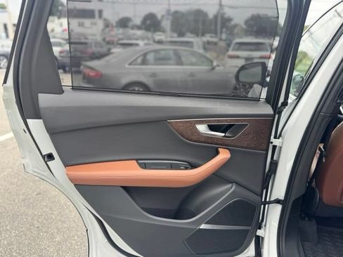 Certified 2023 Audi Q7 2.0T Premium Plus AWD/4WD image 40