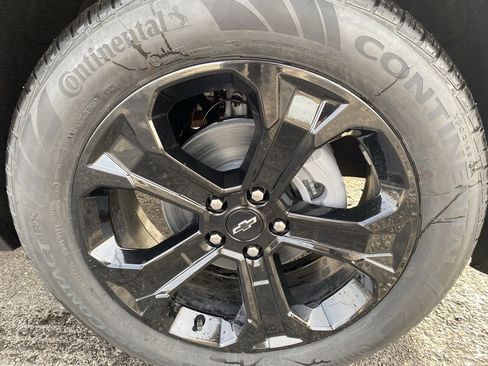 New 2026 Chevrolet Equinox LT w/ Midnight Edition image 26