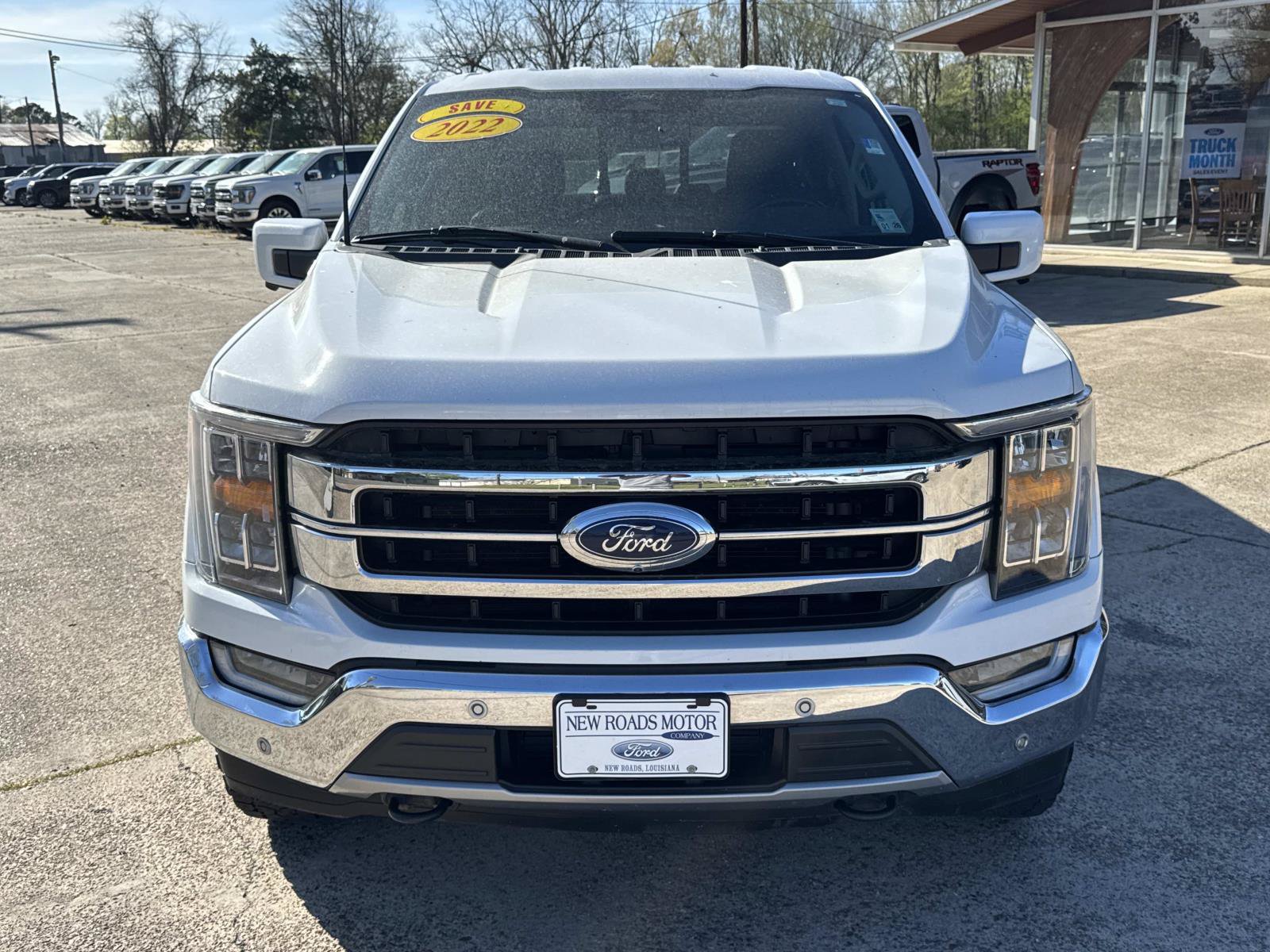 Used 2022 Ford F150 Lariat w/ FX4 Off-Road Package AWD/4WD image 2