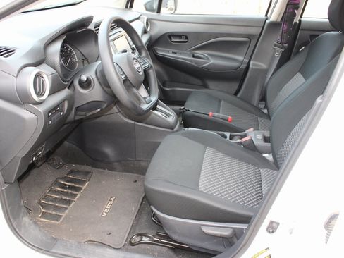 Used 2024 Nissan Versa S w/ Trunk Package image 14