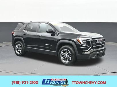 Used 2025 GMC Terrain Elevation