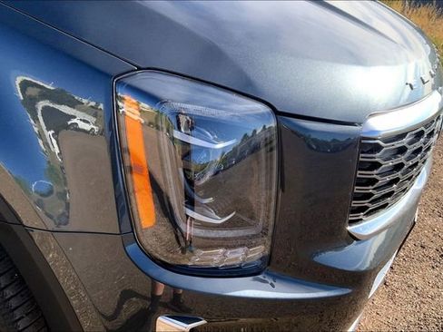 Used 2020 Kia Telluride S AWD/4WD image 28