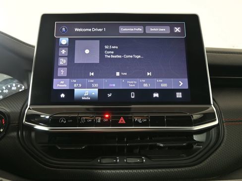 Used 2024 Jeep Compass Trailhawk AWD/4WD image 27