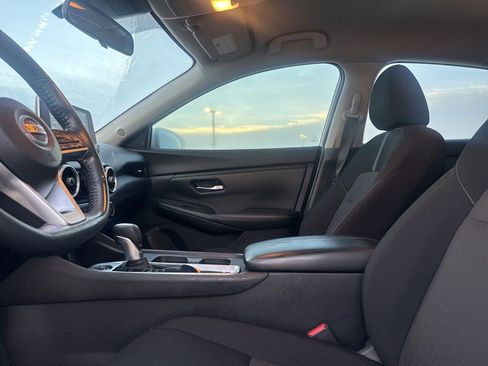 Certified 2022 Nissan Sentra SV image 44