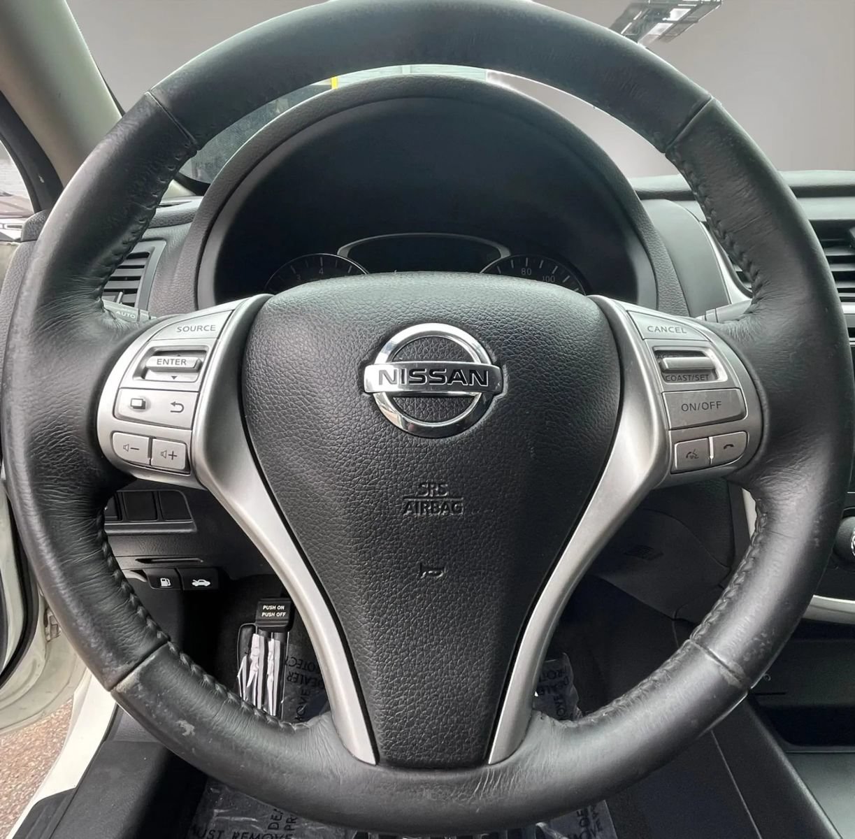 Used 2017 Nissan Altima 2.5 SV FWD image 12