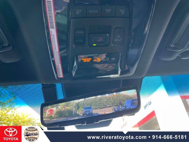 Certified 2024 Toyota Venza Limited AWD/4WD image 31