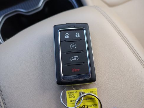 Used 2024 Jeep Grand Cherokee Limited w/ Black Appearance Package AWD/4WD image 28