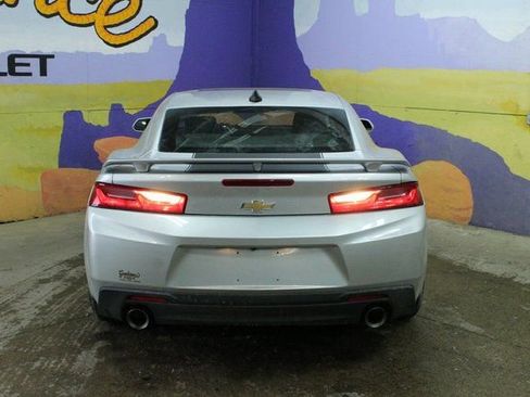 Used 2018 Chevrolet Camaro LT image 7