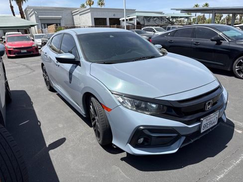 Used 2020 Honda Civic Sport image 2