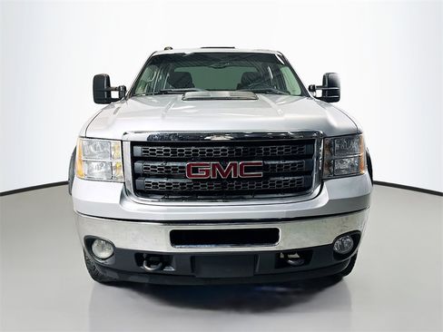 Used 2013 GMC Sierra 2500 SLE image 4