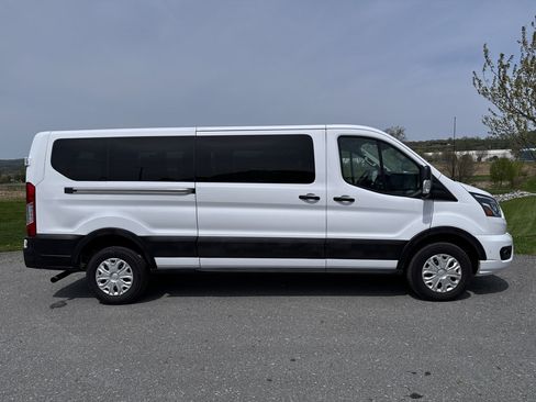 Used 2023 Ford Transit 350 XLT RWD image 14