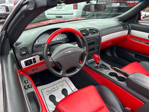Used 2002 Ford Thunderbird RWD image 18
