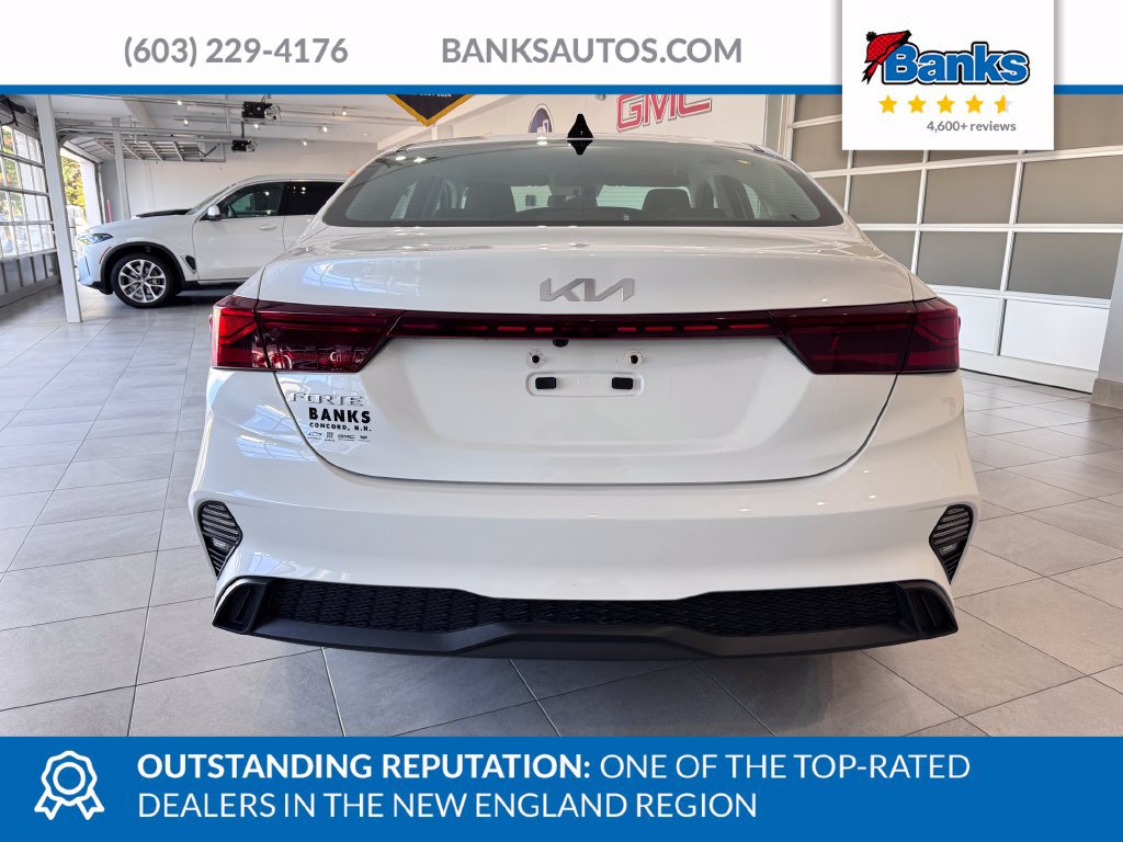 Used 2024 Kia Forte LXS w/ LXS Technology Package FWD image 7