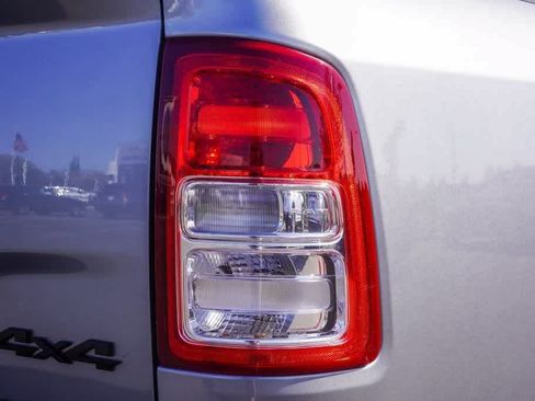 New 2024 RAM 2500 Tradesman AWD/4WD image 9