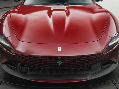 Used 2023 Ferrari Roma image 29
