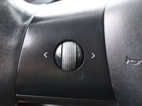 Used 2018 Tesla Model 3 Long Range RWD image 19