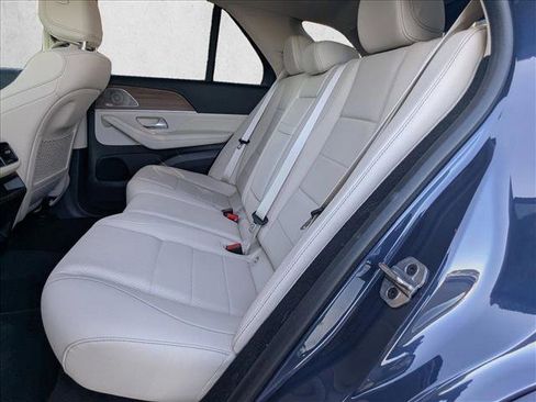 Certified 2025 Mercedes-Benz GLE 450 4MATIC image 19