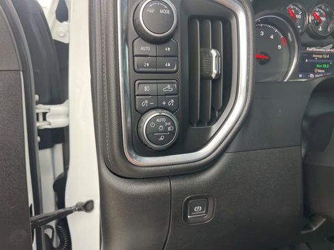 Used 2022 Chevrolet Silverado 2500 LTZ w/ Safety Package AWD/4WD image 17