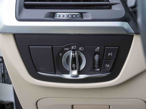 Used 2022 BMW X3 xDrive30i w/ Premium Package 2 image 17