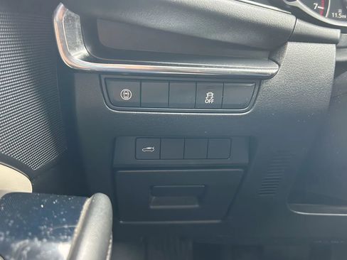 Used 2019 MAZDA MAZDA3 AWD Sedan w/ Select Package image 21