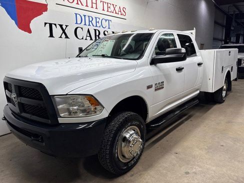 Used 2018 RAM 3500 Tradesman image 11