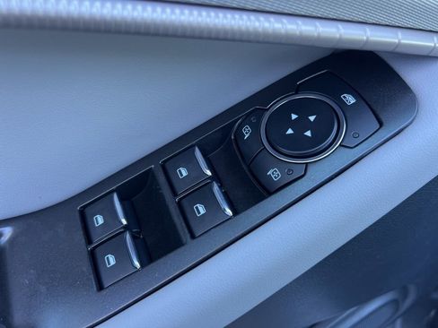 New 2026 Ford Explorer Active w/ Active Comfort Package image 15