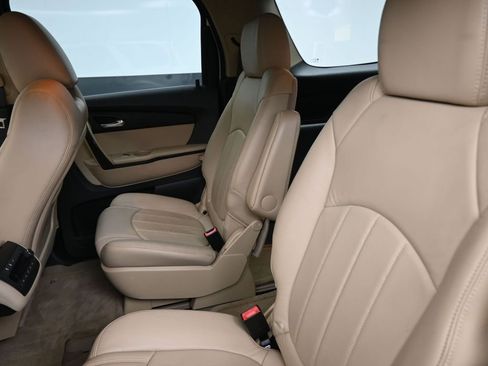 Used 2011 GMC Acadia Denali image 10