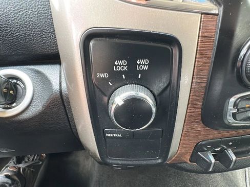 Used 2017 RAM 2500 Laramie AWD/4WD image 14