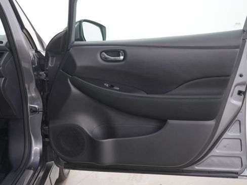 Used 2025 Nissan Leaf SV Plus FWD image 9