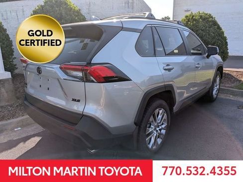 Used 2024 Toyota RAV4 XLE Premium FWD image 3