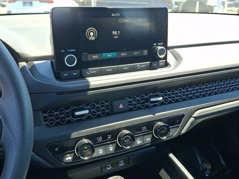 Used 2023 Honda Accord EX image 19