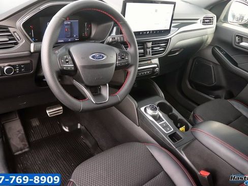 Used 2024 Ford Escape ST-Line w/ Tech Pack #1 image 11