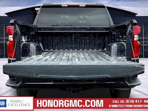 Used 2022 Chevrolet Silverado 1500 Custom AWD/4WD image 7