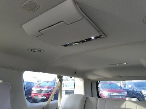 Used 2019 GMC Yukon XL Denali w/ Open Road Package image 23