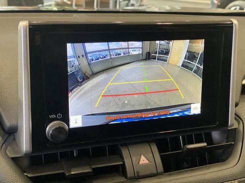 Used 2024 Toyota RAV4 XLE image 19