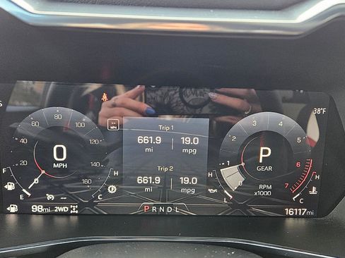 Used 2023 GMC Canyon AT4X image 11