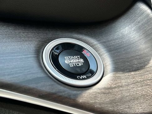 Certified 2025 Jeep Grand Cherokee Limited AWD/4WD image 25