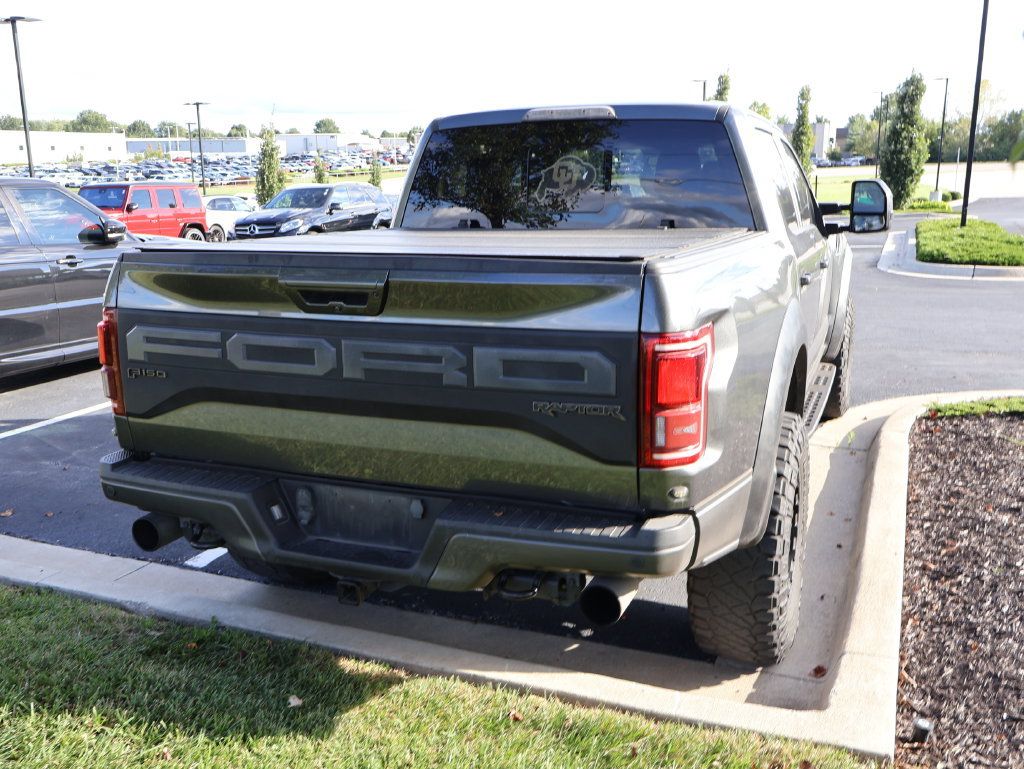 Used 2017 Ford F150 Raptor w/ Equipment Group 802A Luxury AWD/4WD image 10