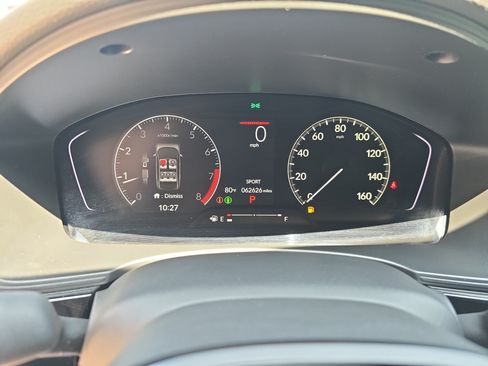 Used 2023 Honda Civic Sport image 18