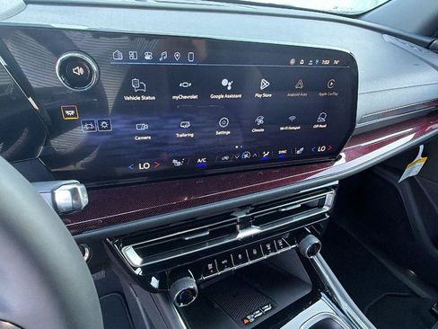 New 2026 Chevrolet Traverse Z71 w/ Driver Confidence Package AWD/4WD image 27