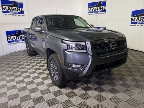 Used 2025 Nissan Frontier SL AWD/4WD image 1
